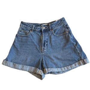 H&M Classic Cotton Blue Jean Shorts Cuffed Size 4